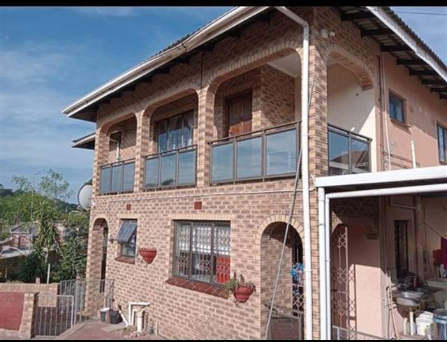 3 BEDROOM HOUSE FOR SALE IN CROSSMOOR